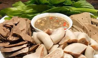 Những người tuyệt đối không được ăn lòng lợn, ‘nghiện’ đến mấy cũng phải tránh xa