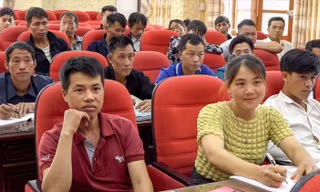 Bồi dưỡng kiến thức dân tộc cho cán bộ ở Hà Giang