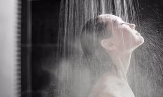 Tắm mùa lạnh, cần lưu ý kỹ những điều sau kẻo đau đầu, đột tử