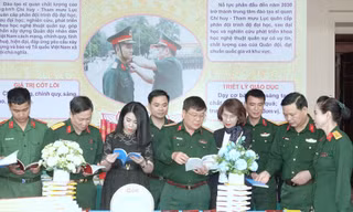 Sôi nổi ngày hội tri thức, lan tỏa phong trào đọc sách tại Trường Sĩ quan Lục quân 1
