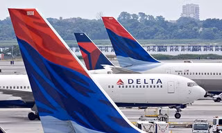 Nhiều khách thủng màng nhĩ, chảy máu mũi trên máy bay Delta Airlines