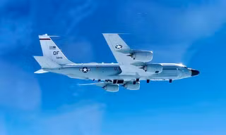 Máy bay trinh sát RC-135 của Mỹ. Ảnh: Tass