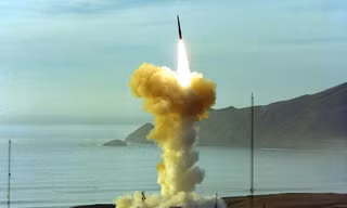 Tên lửa đạn đạo xuyên lục địa LGM-30G Minuteman III. Ảnh: MILITARY.COM