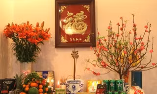 Mắc phải đại kỵ này khi đặt bàn thờ thì cúng bái mấy gia chủ vẫn hao tài tốn của, bệnh tật liên miên
