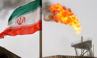 Mỹ gia hạn miễn trừ hạt nhân Iran trong 90 ngày