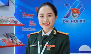 Áo lính Gen Z gửi niềm tin, trao kỳ vọng