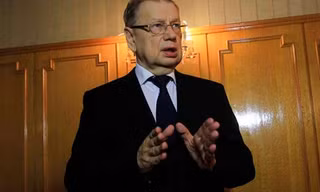Chân dung Đại sứ Sergei Kirpichenko. Ảnh: AP