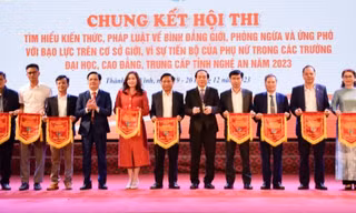Nâng cao nhận thức về bình đẳng giới trong học sinh, sinh viên