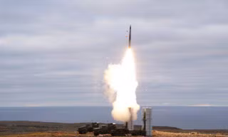 Ảnh minh họa: Hệ thống phòng thủ tên lửa S-400