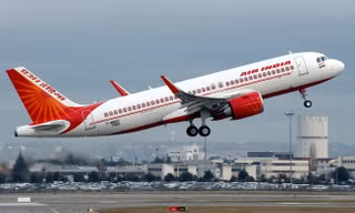 Tá hỏa phi công Air India không đủ trình độ điều hành chuyến bay
