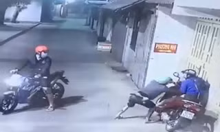 Nữ Grabbike bị khách chích điện, cướp xe lúc rạng sáng