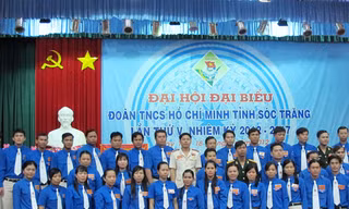 Ban chấp hành Tỉnh Đoàn Sóc Trăng (nhiệm kỳ 2012-2017) ra mắt đại hội