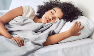 Điều gì xảy ra trong não khi bạn ngủ? 