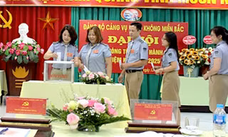 Lấy phiếu tín nhiệm lãnh đạo hàng không, người phiếu thấp phải từ chức