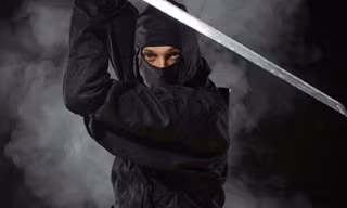 Học kiếm thuật và các kỹ năng siêu đẳng của ninja ở Nhật Bản