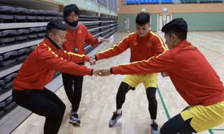 Quang Hải trở lại tập nhẹ cùng U23 Việt Nam