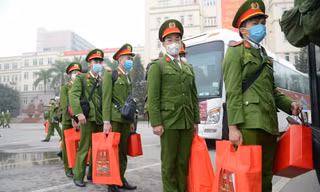 Mang không khí 'Tết chung một nhà' đến với tình nguyện viên chống dịch