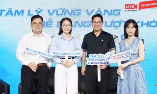 MC Khánh Vy cùng các chuyên gia tư vấn tâm lý cho thí sinh trước kỳ thi
