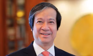 Bộ trưởng Bộ Giáo dục Đào tạo Nguyễn Kim Sơn.
