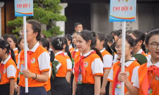 Hơn 300 chỉ huy đội đồng diễn cờ Semaphore xác lập kỷ lục Việt Nam