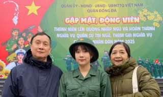 Thanh niên Thủ đô hăng hái lên đường nhập ngũ năm 2025