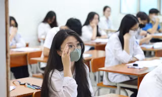 Đình chỉ thi 2 thí sinh và cán bộ liên quan do vi phạm quy chế thi