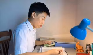 Ước mơ thành hiện thực của chàng thủ khoa ĐH Dược Hà Nội