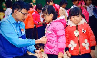 Nguyễn Tài Nam trong một dịp đi tình nguyện trong dịp Tết Nguyên đán.