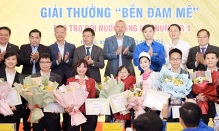 Những nhà khoa học trẻ 'truyền lửa' đam mê 