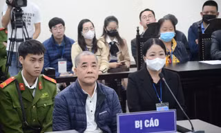 Lý do hoãn phiên tòa xét xử kỳ án chiếm đoạt 3 lô đất vàng phố Bà Triệu