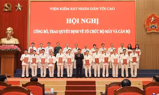 Viện KSND Tối cao công bố quyết định sáp nhập nhiều đơn vị, bổ nhiệm 7 lãnh đạo cấp vụ