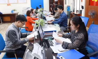 Đề xuất công chức chăm con nhỏ, cha mẹ già đau ốm được làm việc từ xa