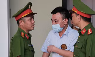 Cựu Phó giám đốc Công an Hà Nội chua xót: 'Tôi ngu thì phải chịu'