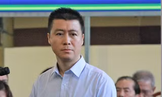 Hy hữu chuyện tha tù trước hạn trùm cờ bạc Phan Sào Nam 