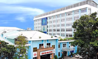 Chuẩn bị xét xử vụ lừa đảo hàng triệu USD tiền 'chạy án' của cựu giám đốc bệnh viện 