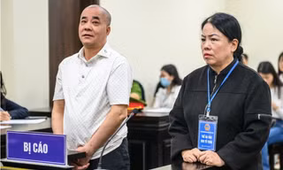 Vụ chiếm đoạt đất vàng phố Bà Triệu: Tòa cho thêm 5 ngày để thỏa thuận bồi thường 