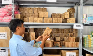 Cận Tết thiếu nhi, phát hiện hàng ngàn sản phẩm đồ chơi không nguồn gốc