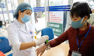 Người đến TPHCM từ vùng có dịch phải khai báo y tế để được theo dõi, giám sát. Ảnh minh họa