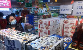 Thực hư siêu thị ở TPHCM 'cháy' bia Tết