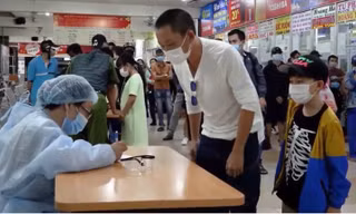 Tất cả hành khách quốc nội từ sân bay Nội Bài, Vân Đồn, Cát Bi về TPHCM đều phải xét nghiệm COVID-19