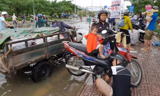 Dịch vụ sửa xe hốt bạc mùa ngập nước