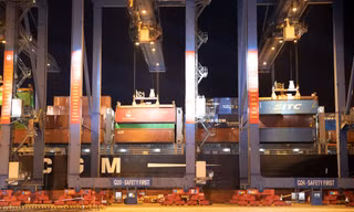 7 chuyến tàu container làm hàng tại Tân cảng - Cát Lái đêm giao thừa