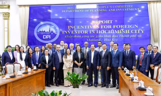 TPHCM muốn học hỏi Mỹ xây dựng trung tâm tài chính quốc tế 