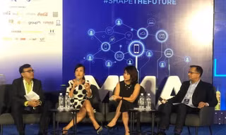 Lãnh đạo các doanh nghiệp hàng đầu về công nghệ trao đổi tại hội nghị CEO & CMO