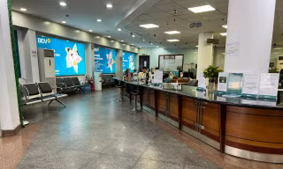 Ngân hàng bán vàng vắng tanh vắng ngắt