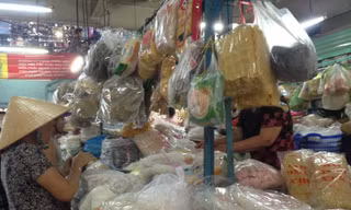 Thực phẩm chay đắt hàng trong ngày rằm tháng Giêng