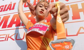 "Hot" Tiktoker Lê Bống rạng rỡ "chạy giữa đại ngàn" cùng Tiền Phong Marathon 2021