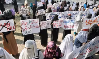 Nhiều cuộc biểu tình nổ ra ở Pakistan nhằm yêu cầu bảo vệ trẻ em gái khỏi nạn hiếp dâm