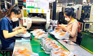 Thách thức mới cho doanh nghiệp dệt may, da giày - Bài 1