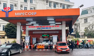 Doanh nghiệp bán lẻ cho rằng, nếu được lấy từ nhiều nguồn sẽ giúp thị trường cạnh tranh hơn. Ảnh: Như Ý